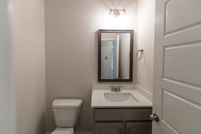 17 Miller Farm, Clarksville, TN 37043