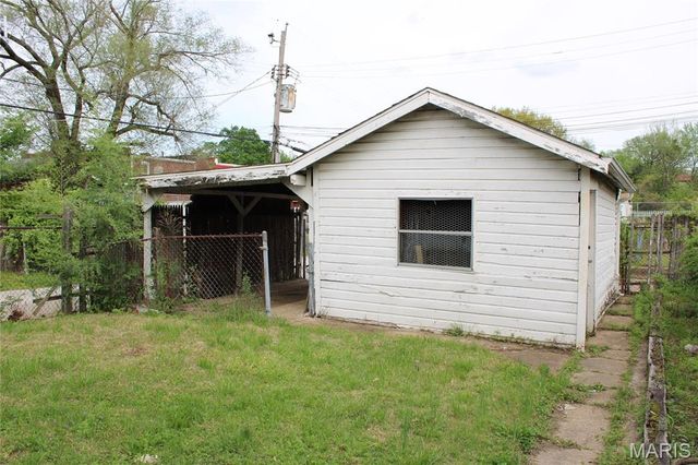 4006 Marcus Ave, St Louis, MO 63115