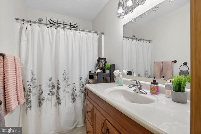 550 MASH LN, Edinburg, VA 22824