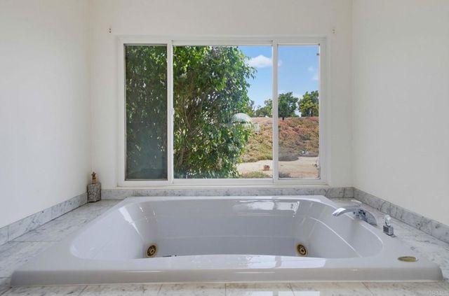 13427 Hilltop Place, Valley Center, CA 92082