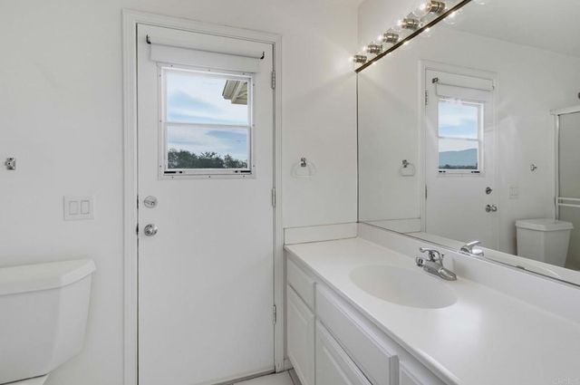 13427 Hilltop Place, Valley Center, CA 92082