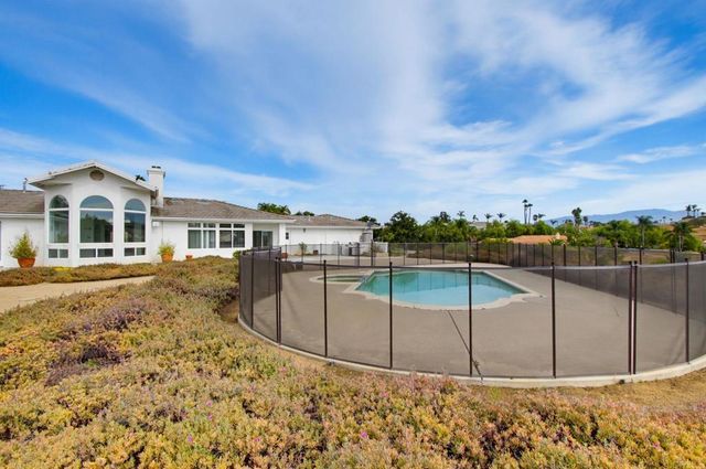 13427 Hilltop Place, Valley Center, CA 92082