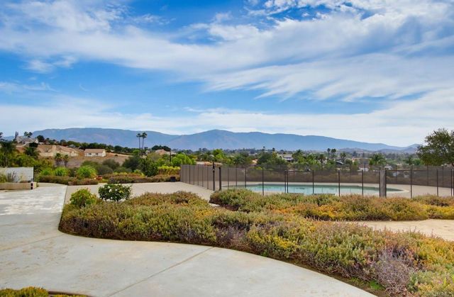 13427 Hilltop Place, Valley Center, CA 92082