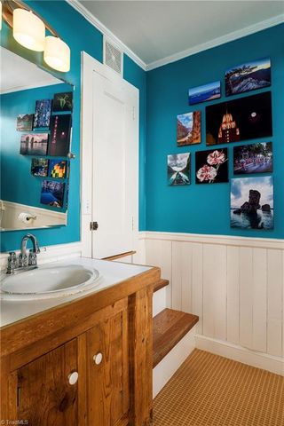 1258 W 4th Street, Winston-salem, NC 27101