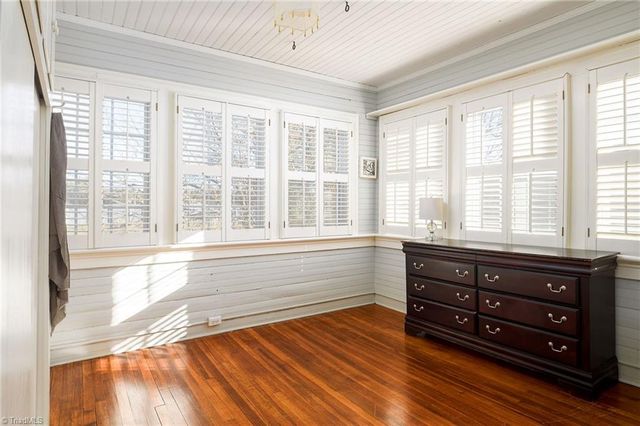 1258 W 4th Street, Winston-salem, NC 27101