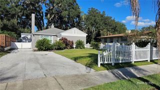 810 LAKESHORE DRIVE, Leesburg, FL 34748