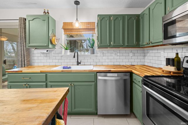 46 Gelder Court, Lafayette, IN 47905