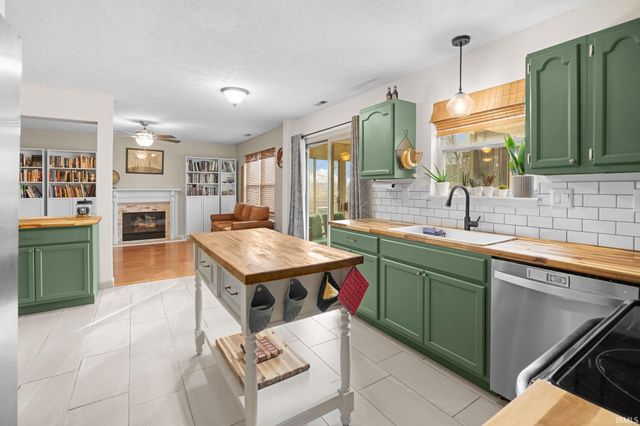 46 Gelder Court, Lafayette, IN 47905