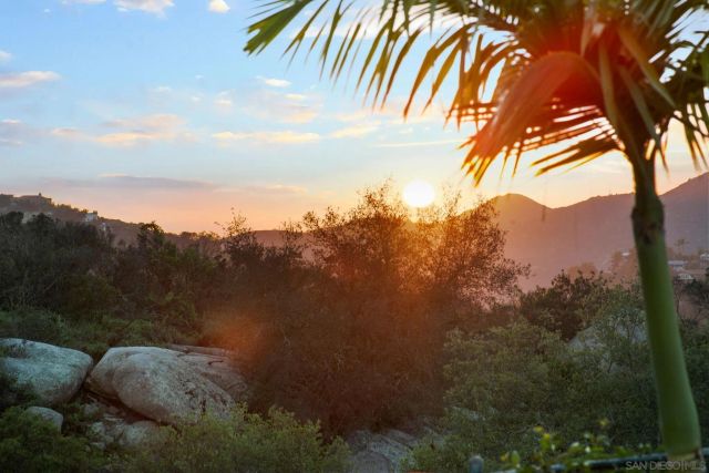 27869 Dogwood Gln, Escondido, CA 92026