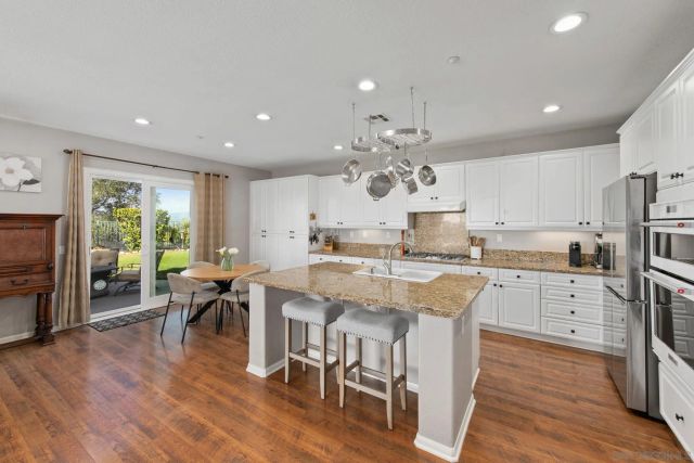 27869 Dogwood Gln, Escondido, CA 92026