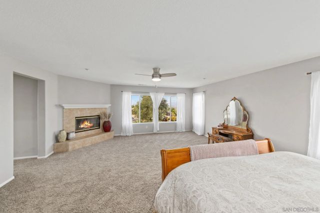 27869 Dogwood Gln, Escondido, CA 92026