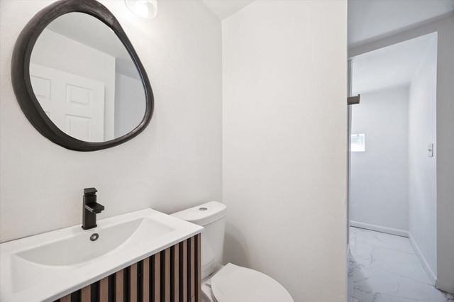 1306 Brighton, San Antonio, TX 78211