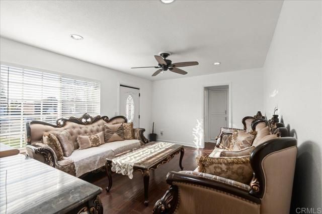 1729 Burnet St, El Cajon, CA 92021