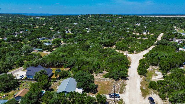 1363 Western Skies, Spring Branch, TX 78070