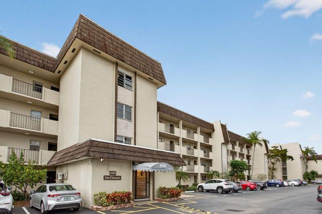 6080 NW 44th Street 214, Lauderhill, FL 33319