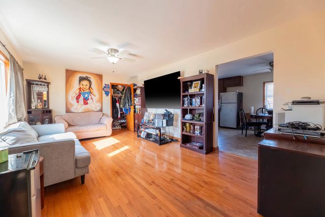 4423 Eberly Avenue, Brookfield, IL 60513