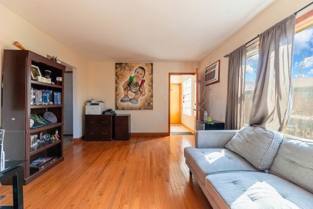 4423 Eberly Avenue, Brookfield, IL 60513