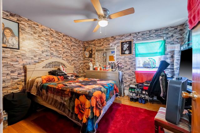 4423 Eberly Avenue, Brookfield, IL 60513