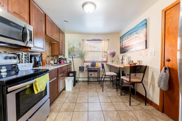 4423 Eberly Avenue, Brookfield, IL 60513