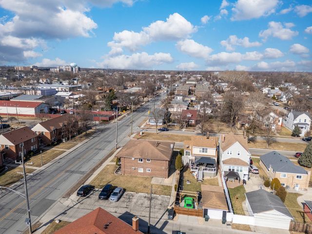 4423 Eberly Avenue, Brookfield, IL 60513