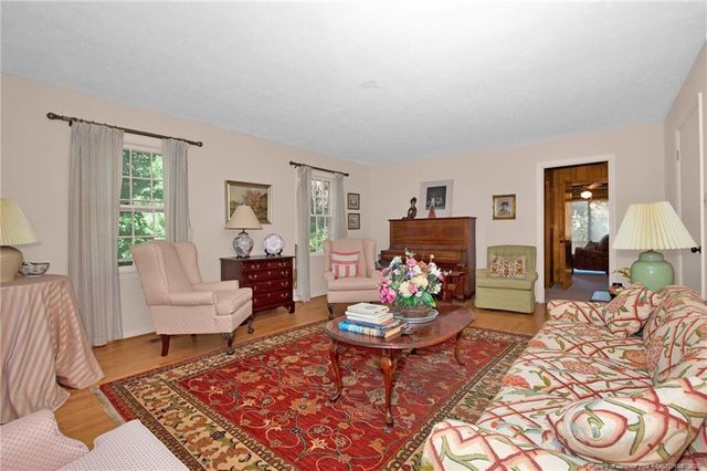 3345 Sweetbriar Loop, Fayetteville, NC 28306