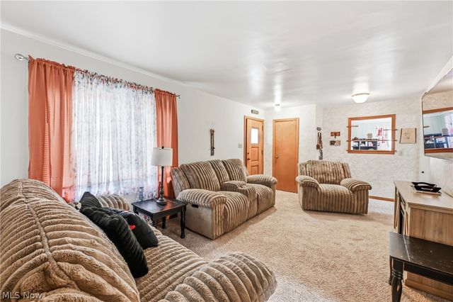 1 Wood Street, Leetonia, OH 44431