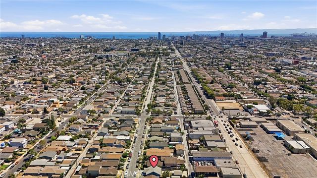 2267 Lime Avenue, Long Beach, CA 90806