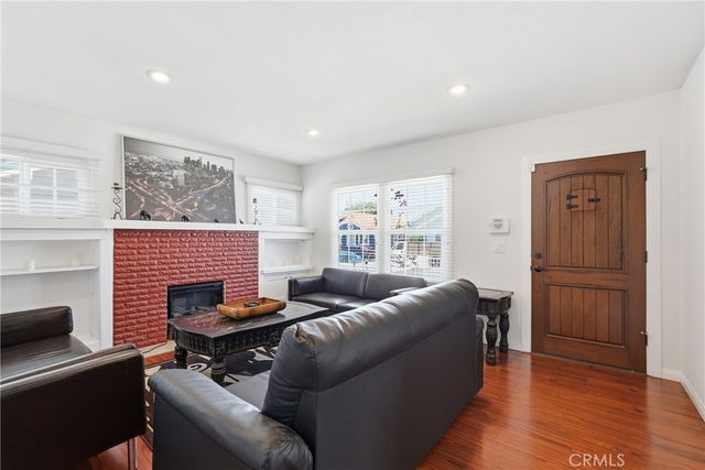 2267 Lime Avenue, Long Beach, CA 90806