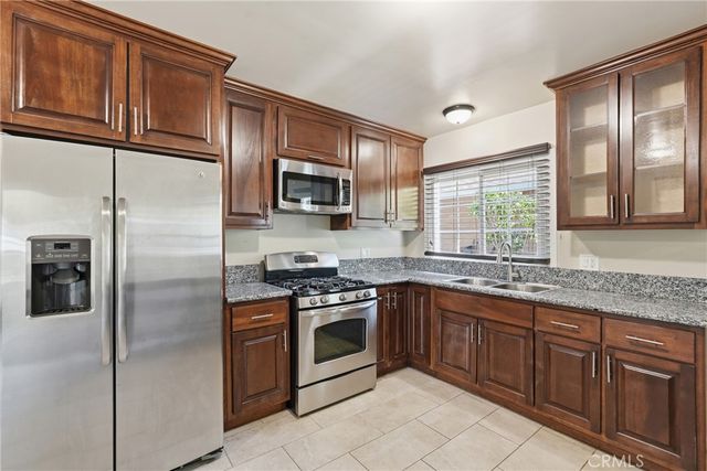 2267 Lime Avenue, Long Beach, CA 90806