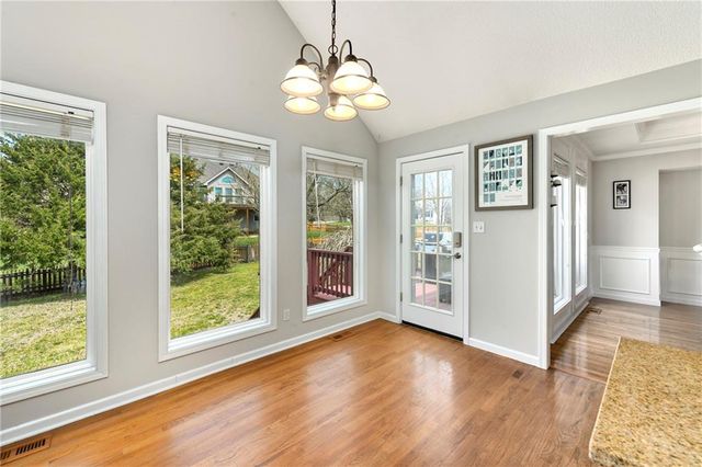 712 Rock Creek Drive, Lansing, KS 66043