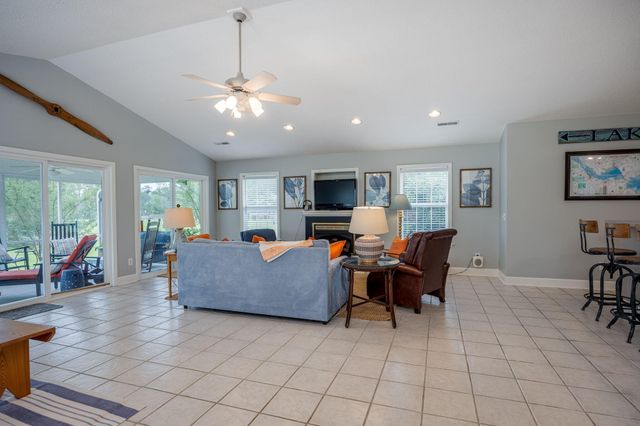 1170 Shore Drive, Manning, SC 29102