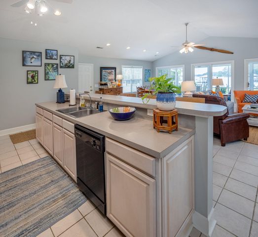 1170 Shore Drive, Manning, SC 29102