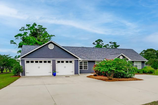 1170 Shore Drive, Manning, SC 29102