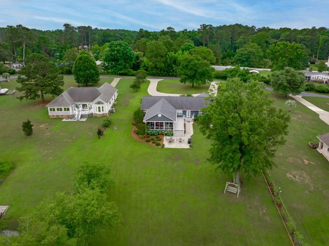 1170 Shore Drive, Manning, SC 29102