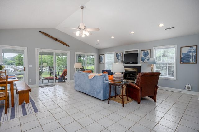 1170 Shore Drive, Manning, SC 29102