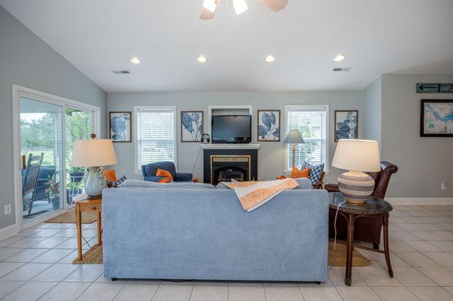1170 Shore Drive, Manning, SC 29102