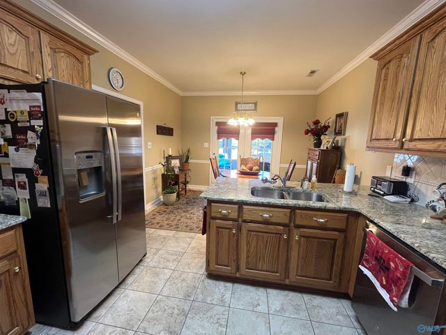 546 Blackshear Lane SW, Hartselle, AL 35640