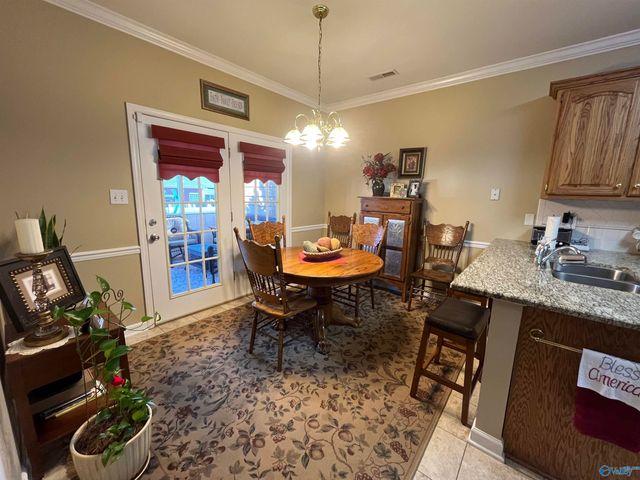 546 Blackshear Lane SW, Hartselle, AL 35640