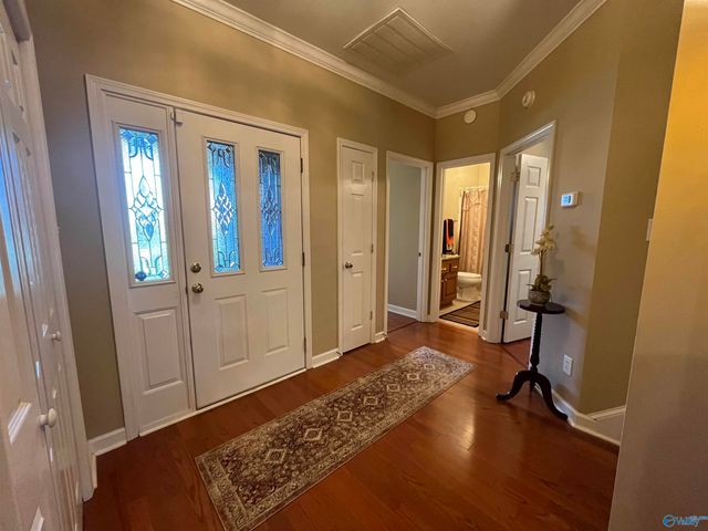546 Blackshear Lane SW, Hartselle, AL 35640