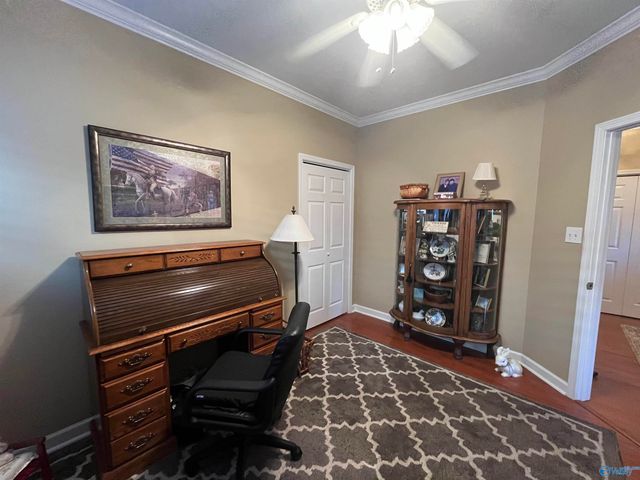 546 Blackshear Lane SW, Hartselle, AL 35640