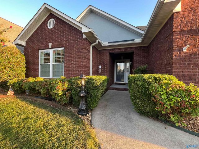 546 Blackshear Lane SW, Hartselle, AL 35640