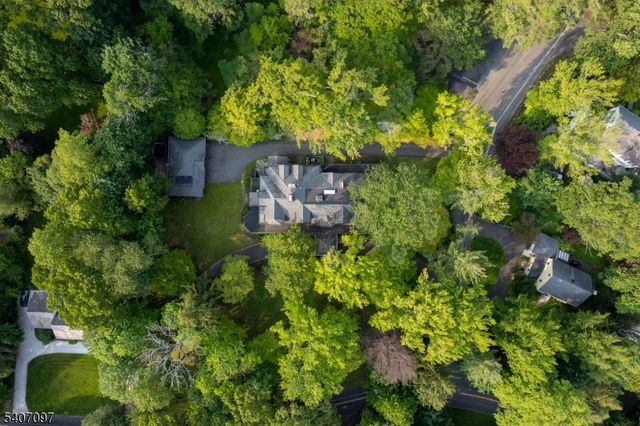 40 Highland Ave, Millburn Twp., NJ 07078