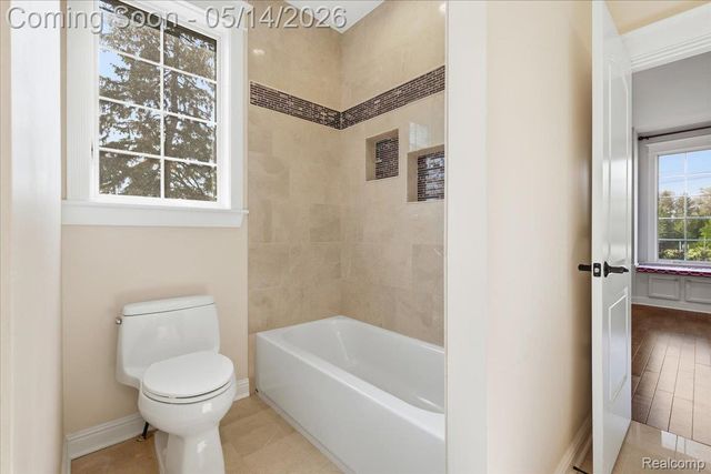 35339 W 13 Mile Road, Farmington Hills, MI 48331