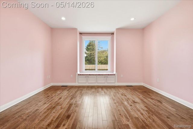 35339 W 13 Mile Road, Farmington Hills, MI 48331