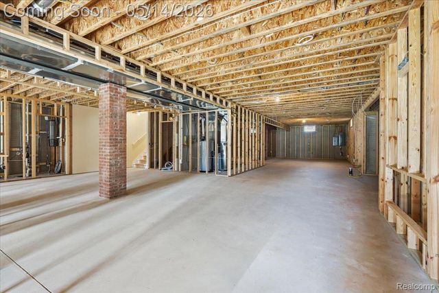 35339 W 13 Mile Road, Farmington Hills, MI 48331