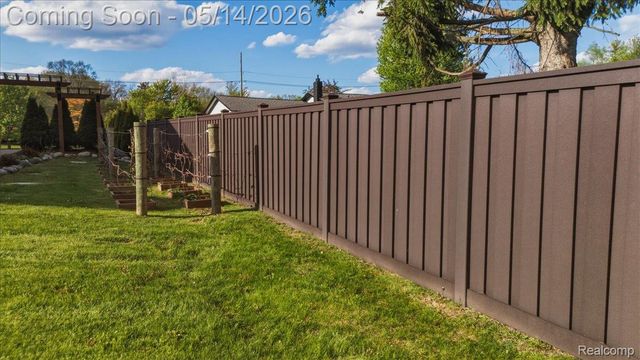 35339 W 13 Mile Road, Farmington Hills, MI 48331
