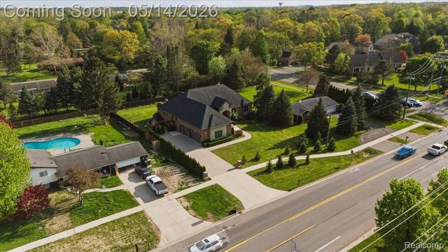 35339 W 13 Mile Road, Farmington Hills, MI 48331