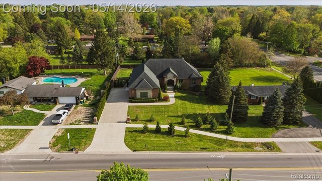 35339 W 13 Mile Road, Farmington Hills, MI 48331