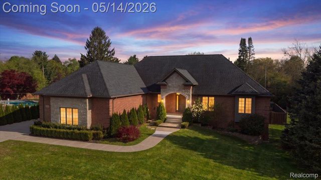 35339 W 13 Mile Road, Farmington Hills, MI 48331
