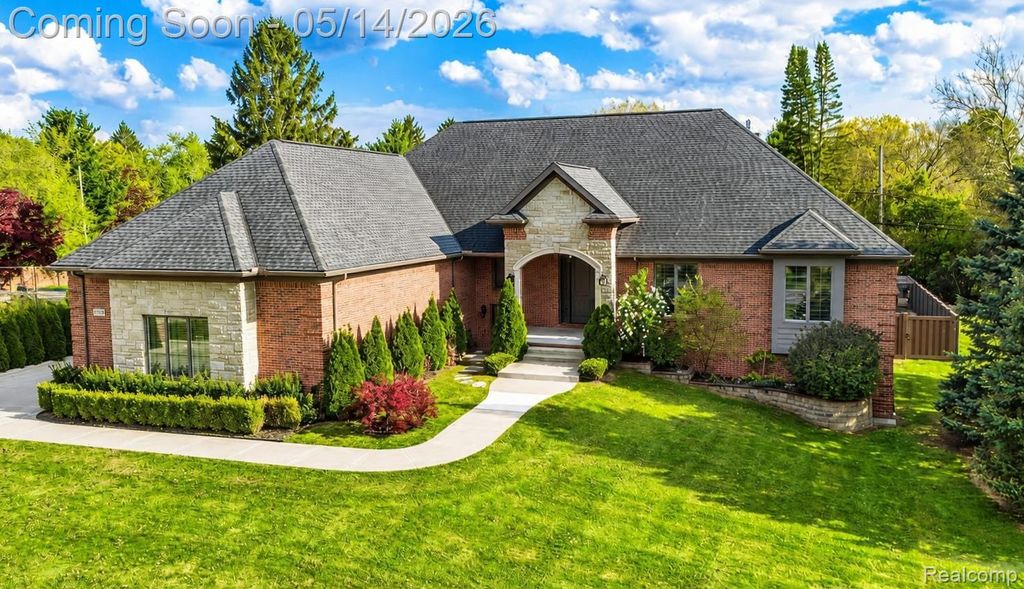 35339 W 13 Mile Road, Farmington Hills, MI 48331